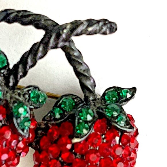 Weiss Strawberry Lapel Brooch Pin Vintage - Picture 12 of 12